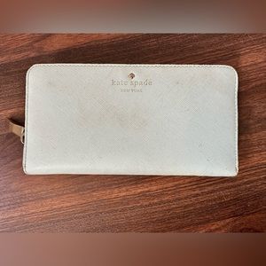 GUC Kate Spade Continental Zipper Wallet in Light Teal